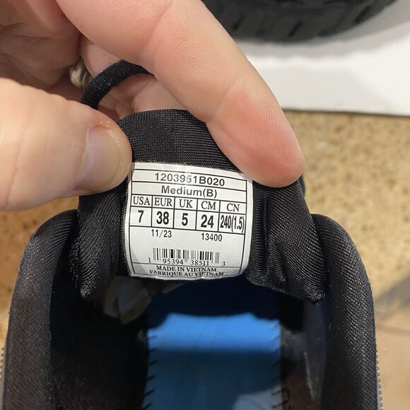 Brooks Adrenaline GTS 24 Womens Running Shoes Size 7 Medium B EUC - Picture 7 of 8